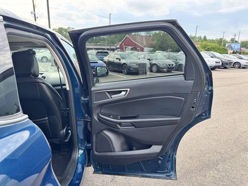 Used 2020 Ford Edge SEL w/ Convenience Package AWD/4WD image 17