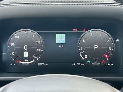 New 2026 Land Rover Defender 110 X-Dynamic SE image 24