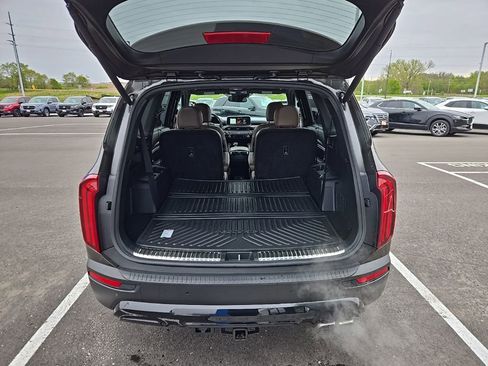 Used 2021 Kia Telluride SX w/ SX Prestige Package AWD/4WD image 15