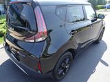 Used 2023 Kia Soul LX w/ LX Technology Package image 3