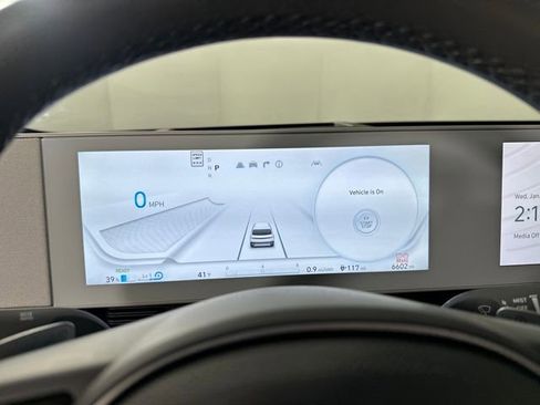 Used 2023 Hyundai Ioniq 5 Limited image 17