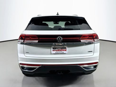Used 2025 Volkswagen Atlas Cross Sport SEL AWD/4WD image 6