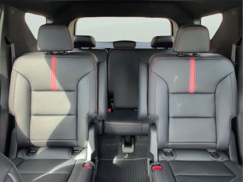 New 2026 Chevrolet Traverse RS w/ LPO, Floor Liner Package image 18