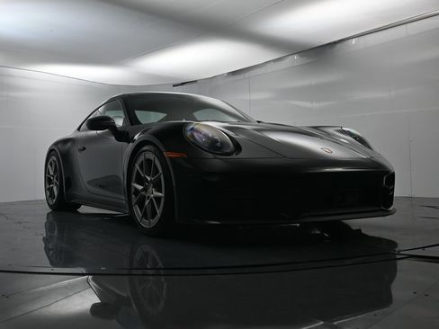 Used 2025 Porsche 911 Carrera image 49