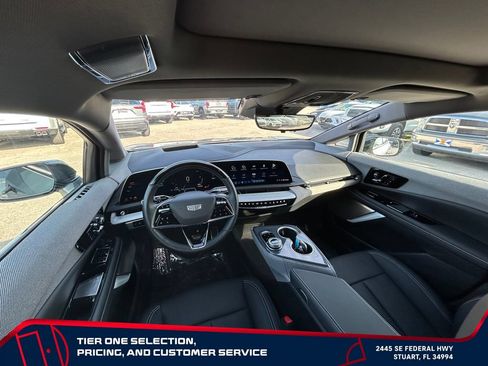 Used 2025 Cadillac Optiq Sport 2 w/ LPO, Floor Liner Package AWD/4WD image 30