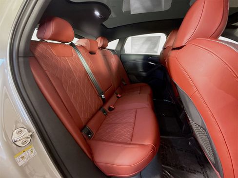 New 2025 Audi S6 e-tron Premium image 27