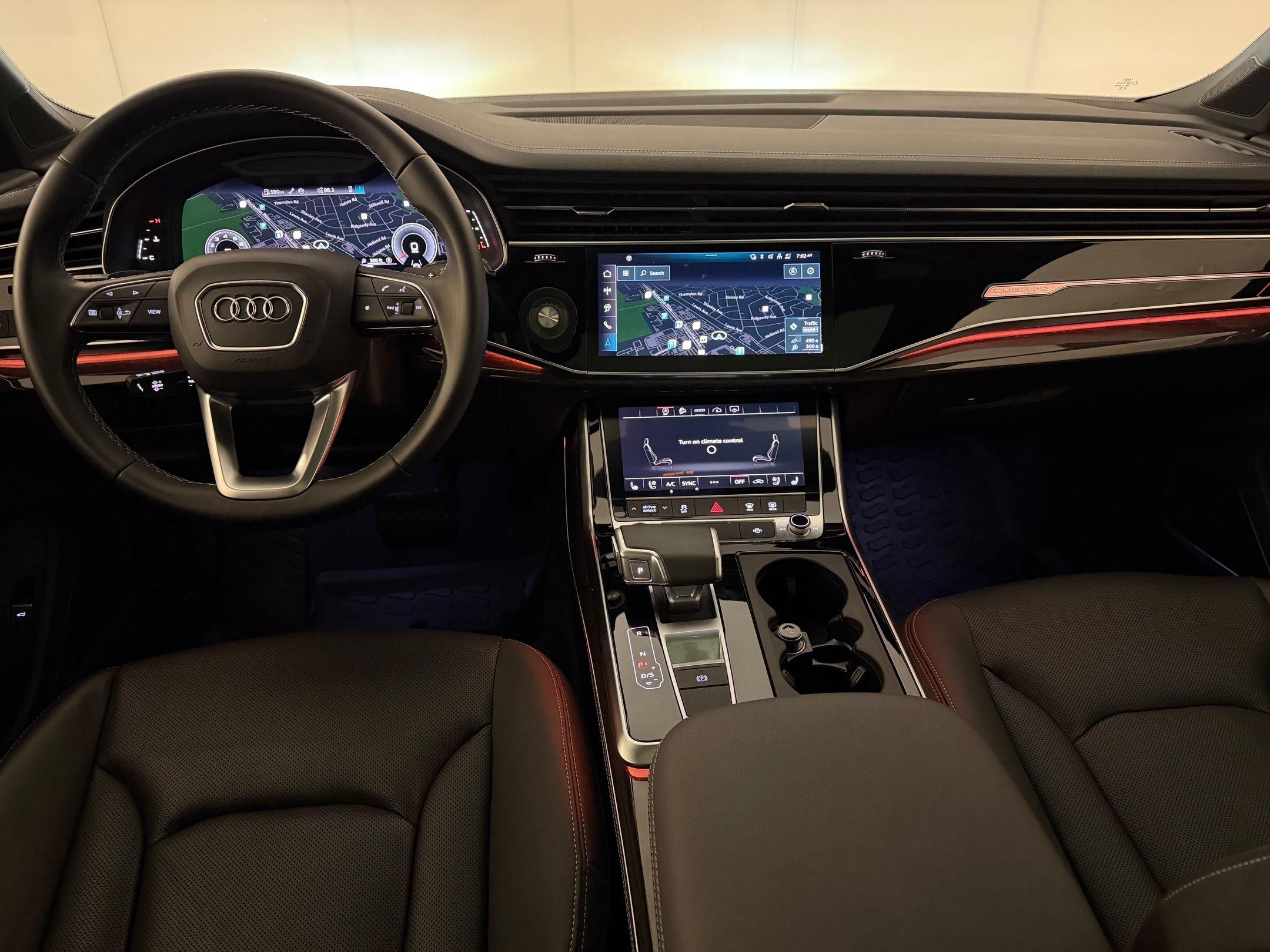 Used 2025 Audi Q7 2.0T Premium Plus w/ Premium Plus Package AWD/4WD image 16