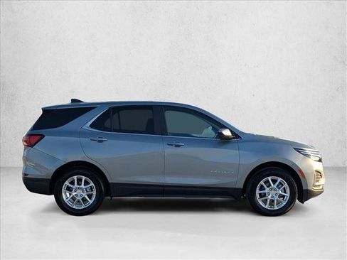 Used 2023 Chevrolet Equinox LT FWD image 4
