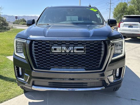 Used 2023 GMC Yukon Denali Ultimate AWD/4WD image 8