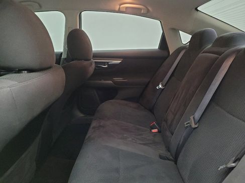 Used 2014 Nissan Altima 2.5 S w/ Display Audio Package FWD image 18