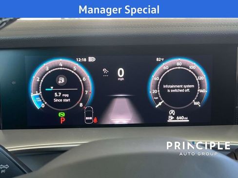 New 2025 Volkswagen Tiguan SE image 17