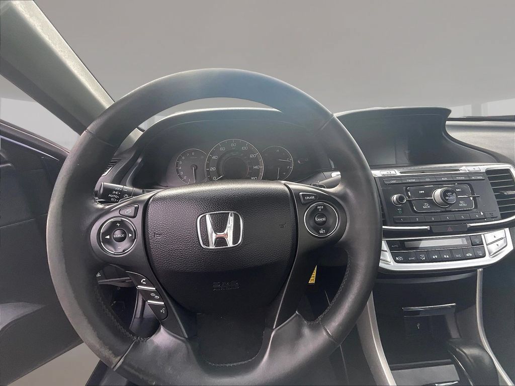 Used 2015 Honda Accord Sport image 8