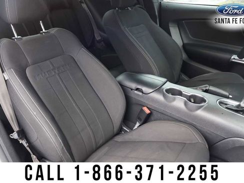 Used 2021 Ford Mustang Coupe image 17