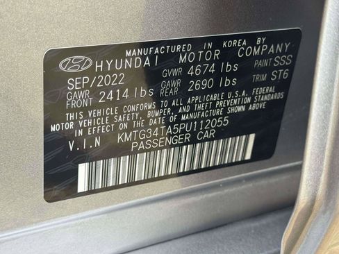 Used 2023 Genesis G70 2.0T w/ Sport Prestige Package image 17