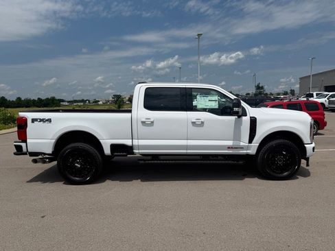 New 2025 Ford F350 Lariat w/ Lariat Ultimate Package image 37
