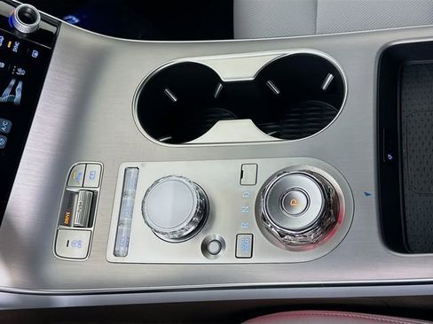 New 2026 Genesis GV70 2.5T Advanced AWD/4WD image 15