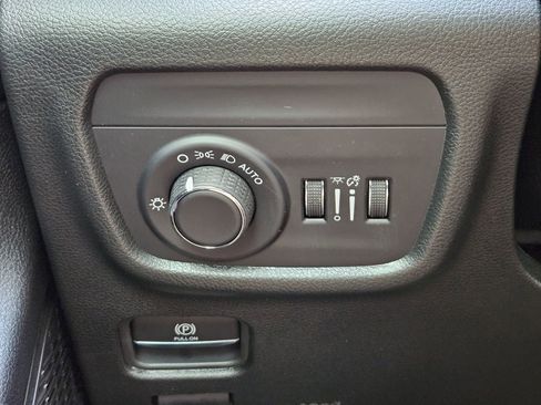 New 2026 Jeep Grand Cherokee Laredo RWD image 21