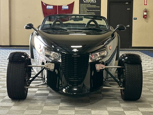 Used 1999 Plymouth Prowler RWD image 9