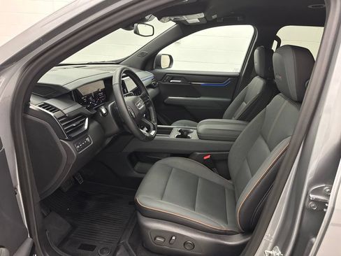 Used 2025 GMC Acadia AT4 w/ LPO, Floor Liner Package AWD/4WD image 20