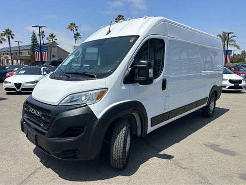 Used 2023 RAM ProMaster 2500 FWD image 11