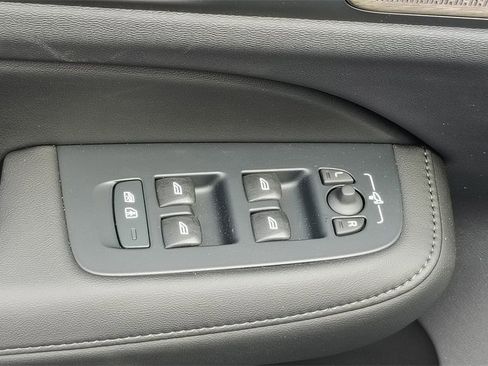 New 2026 Volvo V60 B5 Cross Country Plus w/ Protection Package Premier image 10