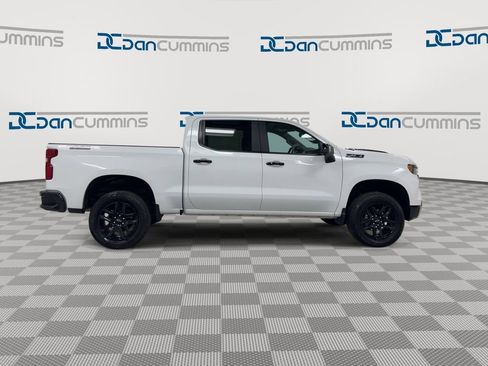 Used 2025 Chevrolet Silverado 1500 LT Trail Boss w/ LT Trail Boss Premium Package AWD/4WD image 9