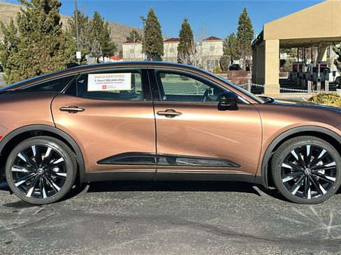 Certified 2026 Toyota Crown Platinum image 2