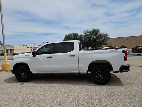 Used 2024 Chevrolet Silverado 1500 Custom Trail Boss AWD/4WD image 5