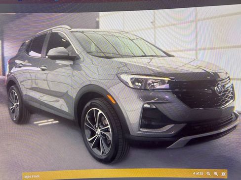 Used 2023 Buick Encore GX Select FWD image 2