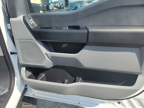 New 2025 Ford F350 XL w/ XL Chrome Package RWD image 14