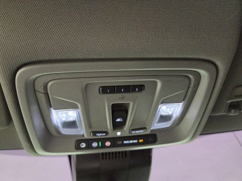 Used 2024 Chevrolet Silverado 1500 LT Trail Boss w/ LT Trail Boss Premium Package AWD/4WD image 20