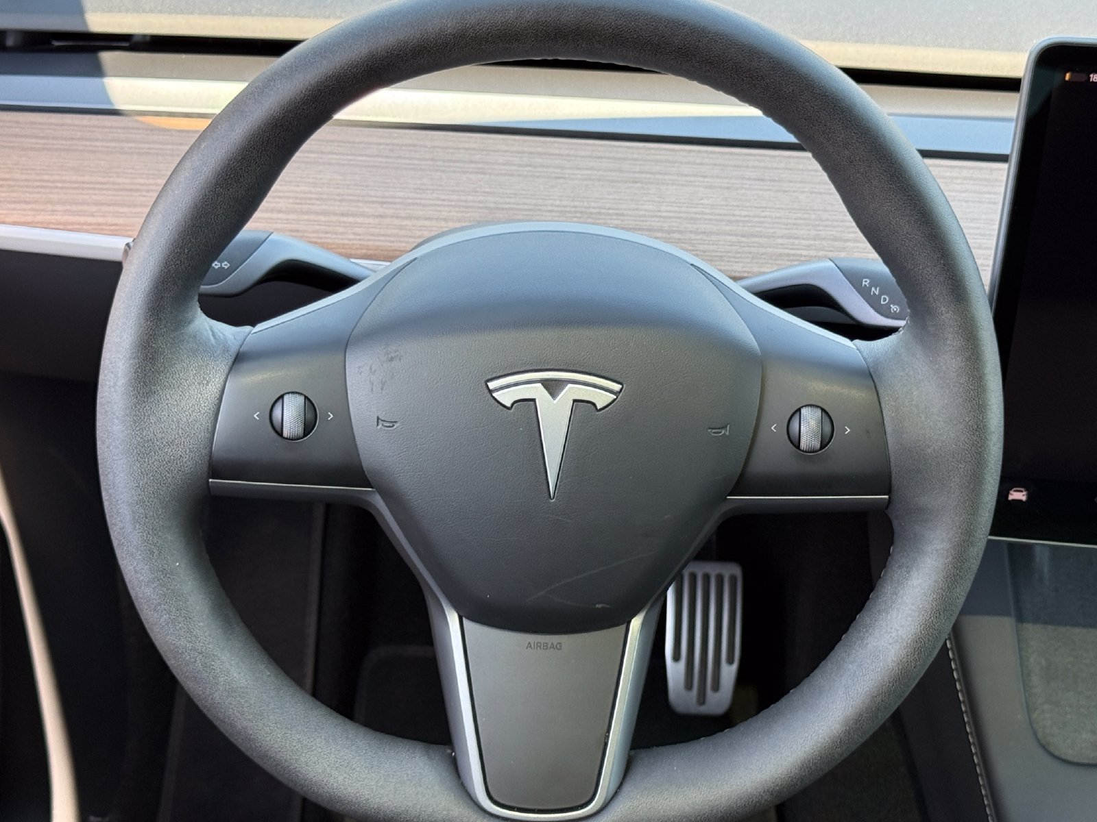 Used 2024 Tesla Model Y Long Range AWD/4WD image 11