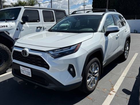 Used 2025 Toyota RAV4 XLE Premium w/ Weather Package FWD image 2