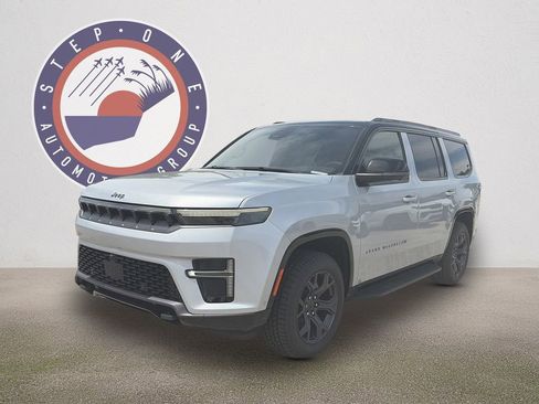 New 2026 Jeep Grand Wagoneer 4WD image 2