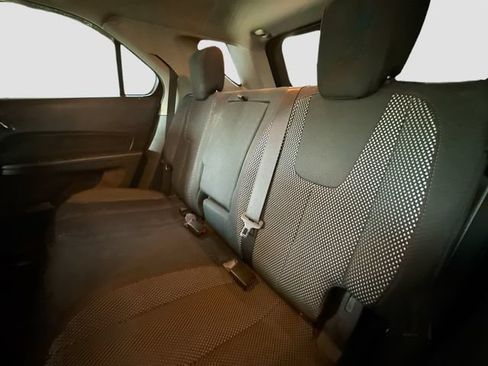 Used 2017 Chevrolet Equinox LS FWD image 22