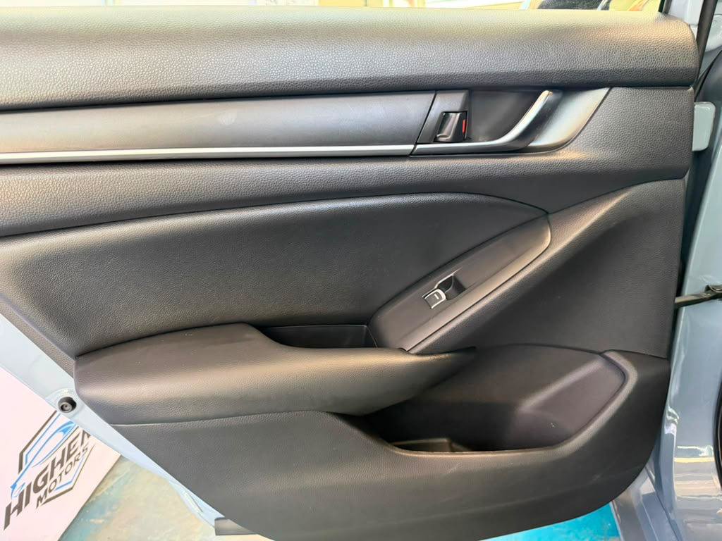 Used 2021 Honda Accord Sport image 17