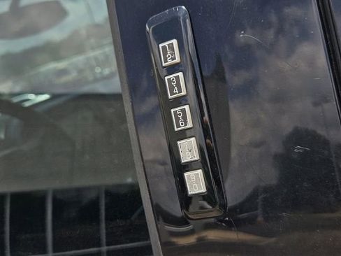 Used 2016 Ford F150 XLT w/ Equipment Group 302A Luxury RWD image 11