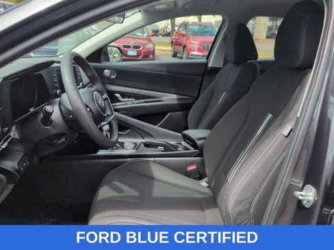 Used 2023 Hyundai Elantra SEL FWD image 12