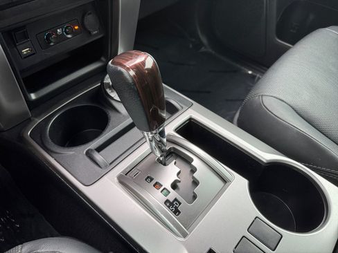 Used 2021 Toyota 4Runner Limited AWD/4WD image 26