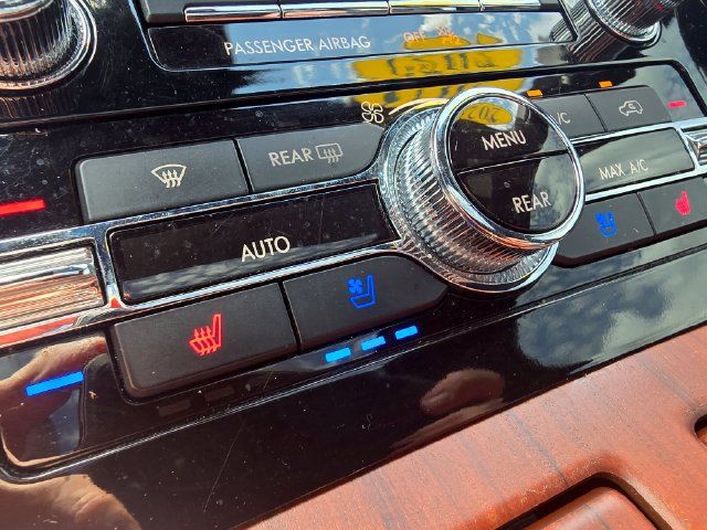 Used 2023 Lincoln Navigator Reserve AWD/4WD image 24