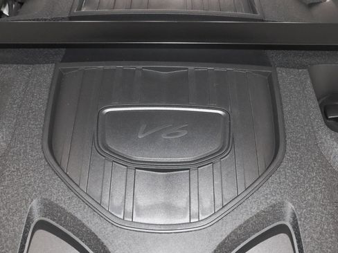 Used 2023 Porsche Panamera 4 Platinum Edition image 49