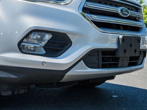 Used 2019 Ford Escape Titanium AWD/4WD image 15