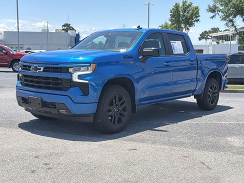 Used 2023 Chevrolet Silverado 1500 RST w/ Z71 Off-Road Package AWD/4WD image 7