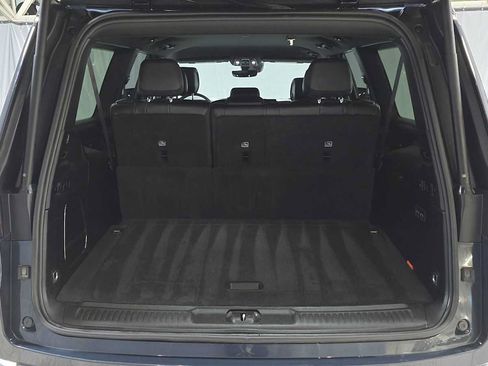 Used 2024 Jeep Wagoneer L Series II w/ Flexible Seating Group AWD/4WD image 17