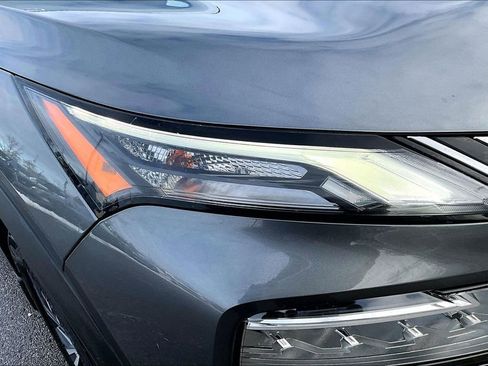 Used 2021 Nissan Rogue SV image 30