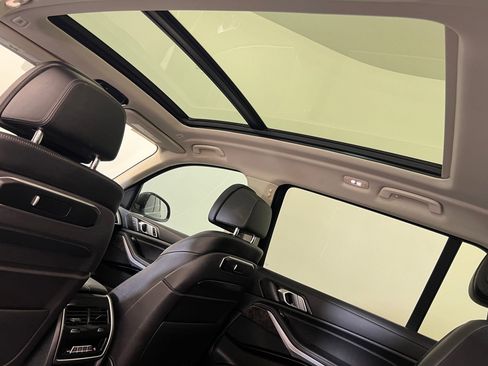 Certified 2024 BMW X7 xDrive40i image 33