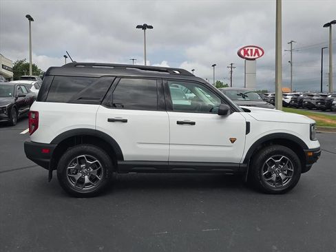 Used 2024 Ford Bronco Sport Badlands AWD/4WD image 2