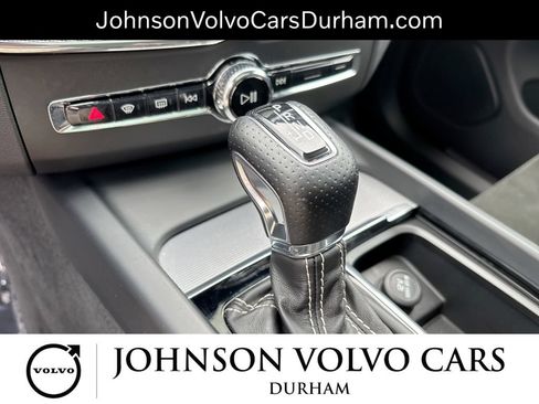 Used 2018 Volvo XC60 T6 R-Design w/ Convenience Package AWD/4WD image 23