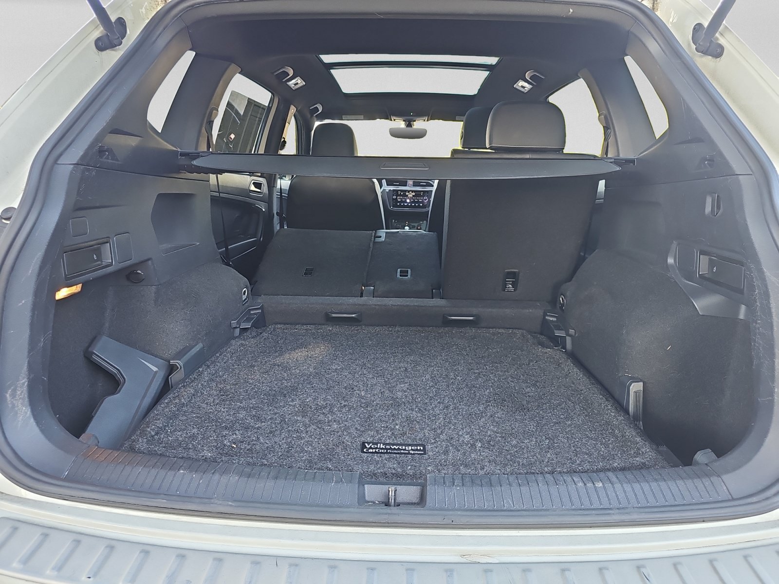 Used 2021 Volkswagen Tiguan SE R-Line AWD/4WD image 30