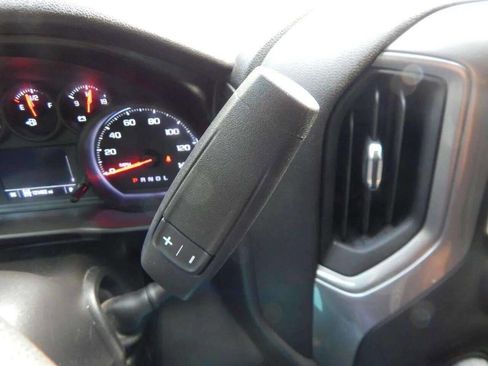 Used 2019 Chevrolet Silverado 1500 Custom Trail Boss w/ Custom Convenience Package image 22